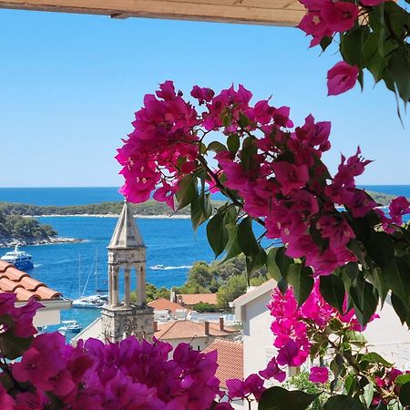 Apartments Luci Hvar Town Room photo