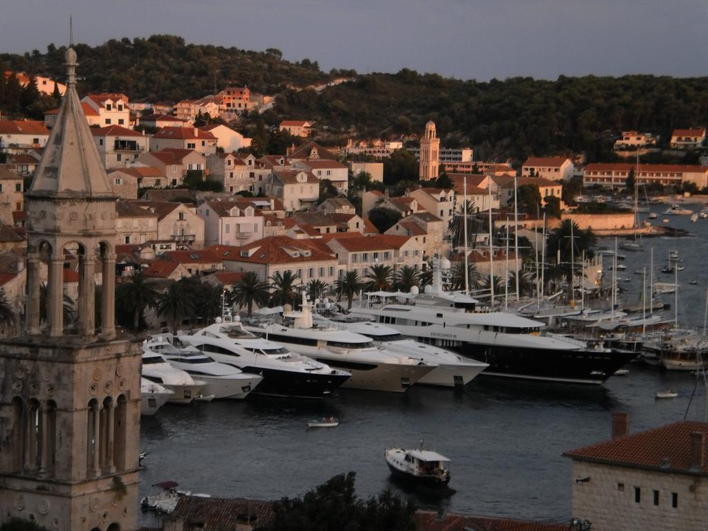 Apartments Luci Hvar Town Room photo
