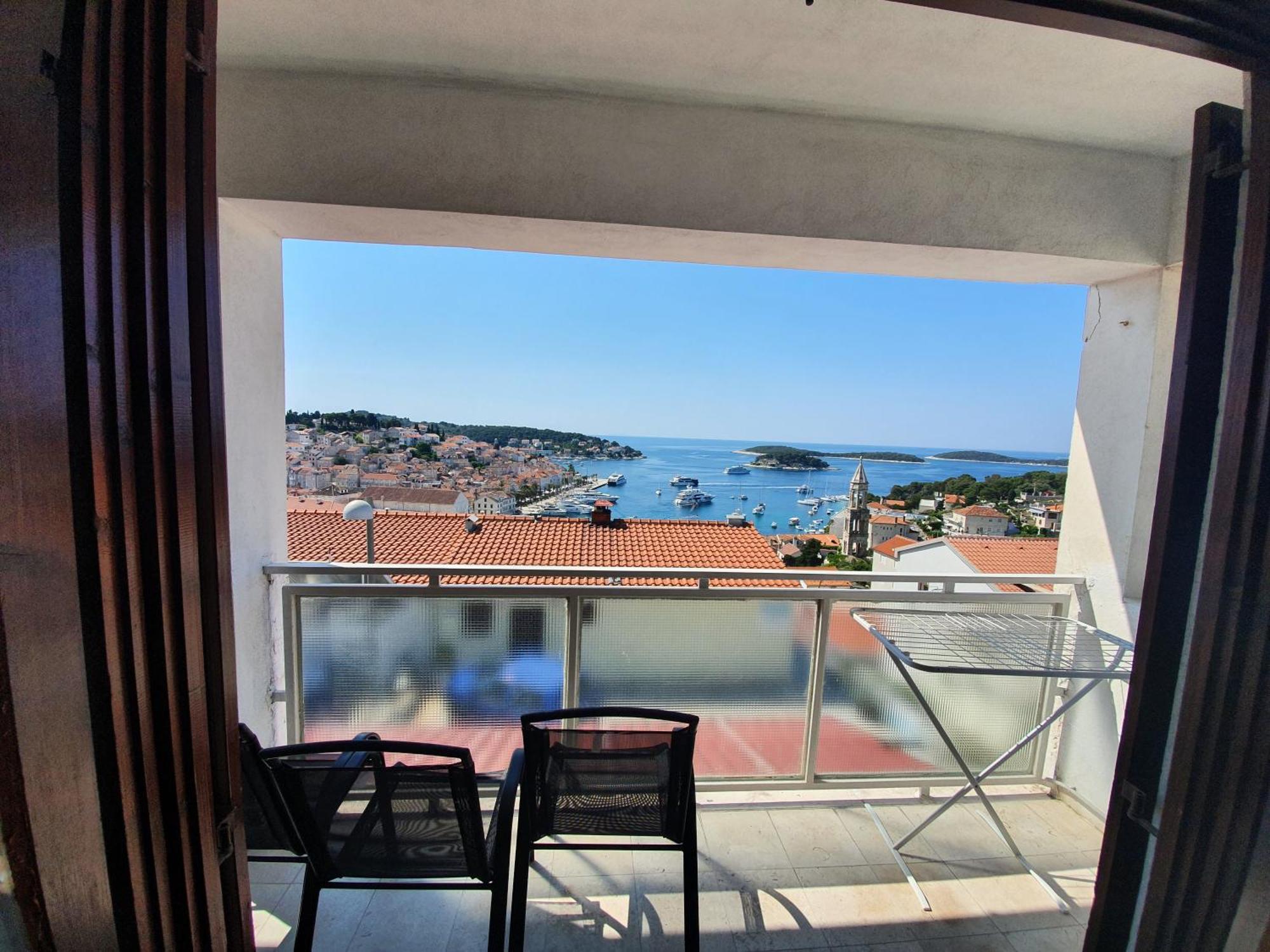 Apartments Luci Hvar Town Room photo